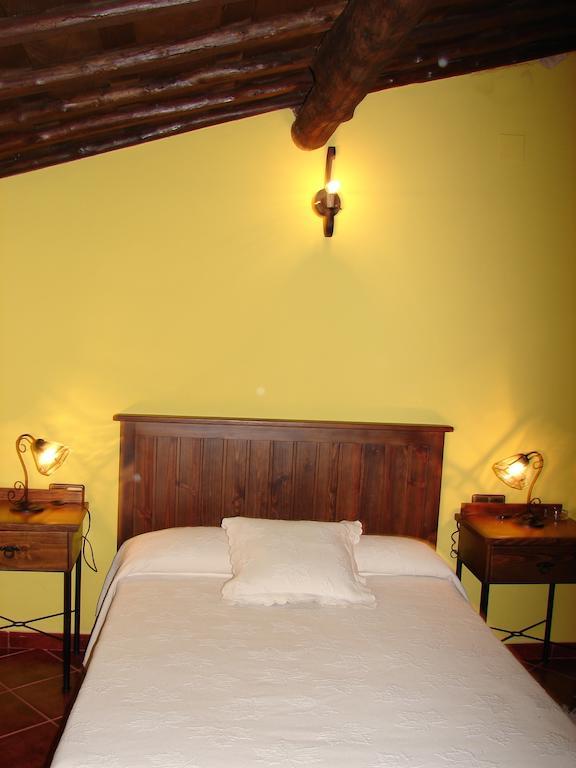 La Boticaria Casa Rural Apartamento Descargamaría الغرفة الصورة