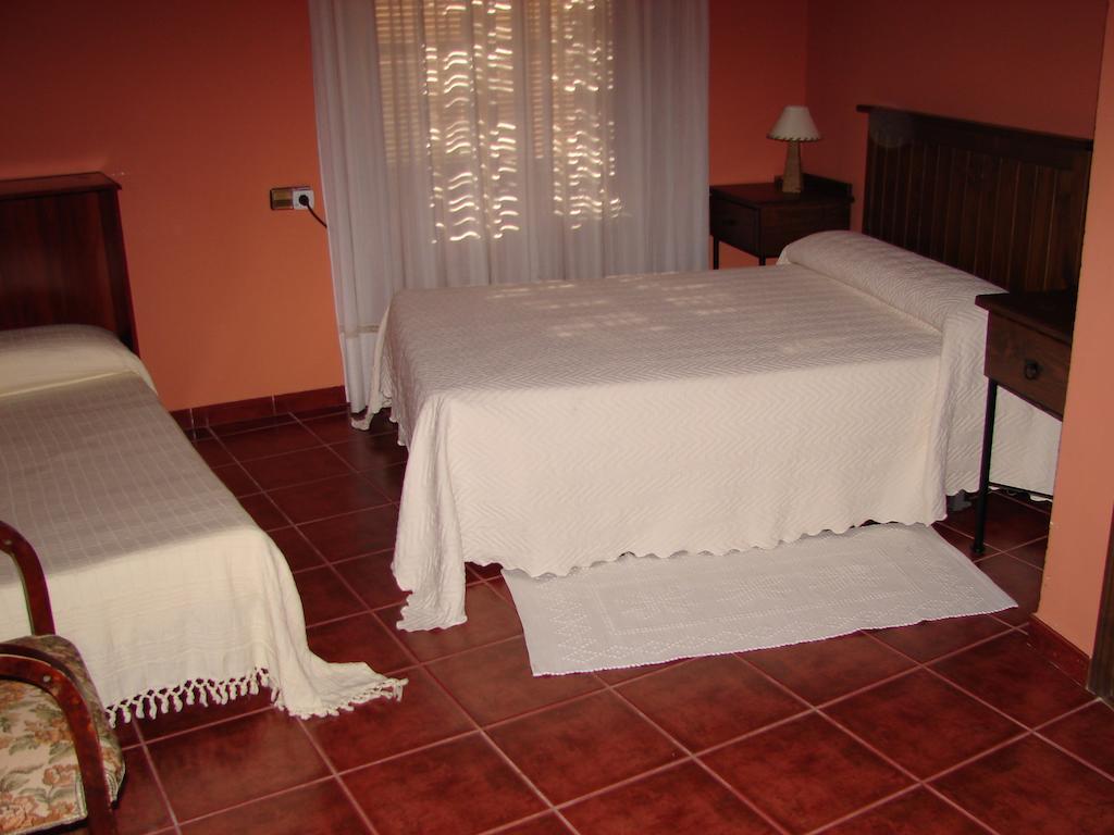 La Boticaria Casa Rural Apartamento Descargamaría الغرفة الصورة