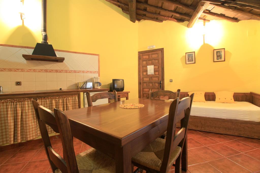 La Boticaria Casa Rural Apartamento Descargamaría المظهر الخارجي الصورة
